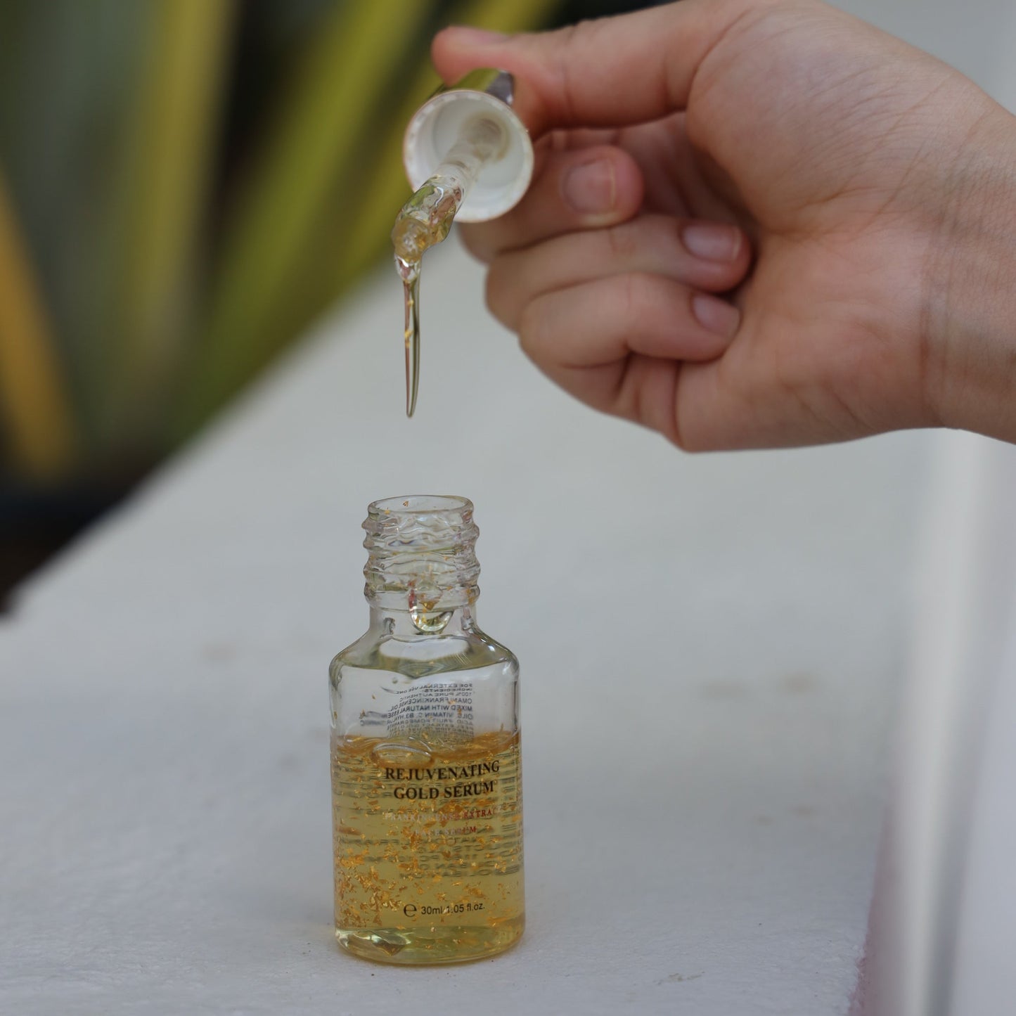 OLIBAN REJUVENATING GOLD SERUM